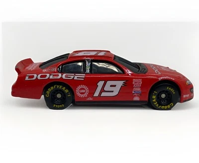 Casey Atwood Dodge Intrepid #19 escala 1/64 NASCAR USADO 1:64  Foto 1 de 4