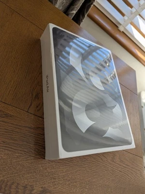 iPad Air 5th Gen, 64GB, Wi-Fi, Space Grey. BRAND NEW - 100% GENUINE - SEALED - Image 1 of 4