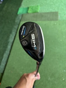 Taylormade Sim2 Rescue 22 Degree 4 Hybrid HZRDUS RDX Smoke Stiff Adjustable - Picture 1 of 10