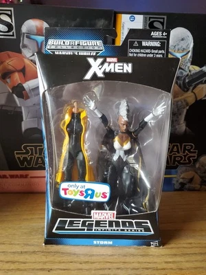 Boneco de ação Marvel Legends X-Men STORM BAF Jubilee novo na caixa - Imagem 1 de 4