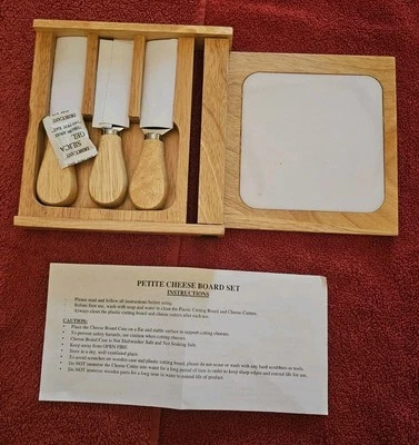 Petite Small Cheese Board And 3 Utensils, New No Box - Image 1 of 4