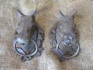 2 grandi teste di cavallo in ghisa testa anello gancio palo supporto fienile decorazione bagno - Foto 1 di 7