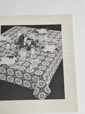 Lily Thanksgiving Hospitality Crochet Pattern D9 - Image 1 of 4