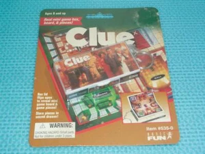 Clue Keychain Miniature Game Key Ring 1998 Hasbro Basic Fun Sealed - Picture 1 of 3