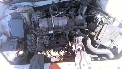 Conjunto de filtro de aire usado se adapta a: Buick Lacrosse 2007 3,8 L sin opción de sobrealimentación Foto 1 de 4