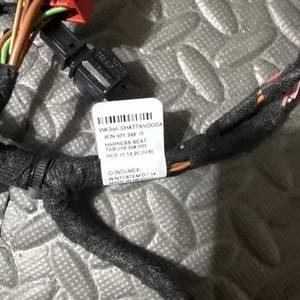 Genuine Volkswagen Harness 3CM-971-392-L - Picture 1 of 7