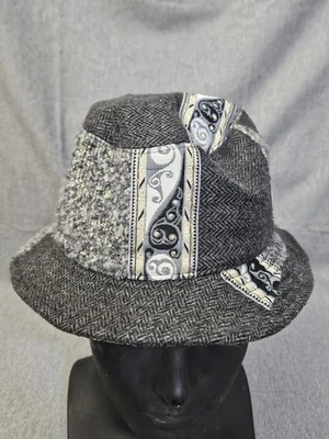 Sombrero cubo Rebecca Moses para mujer gris retazos tweed lana cachemir hecho en Italia Foto 1 de 4