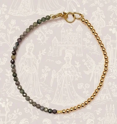 Gargantilla/collar asimétrico rubí natural en cianita y bolas doradas Foto 1 de 4