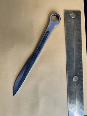 Combo Cuchillo/Llave - Pieza PERSONALIZADA Nunca Usada Foto 1 de 4