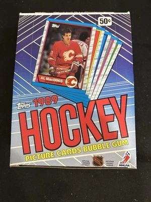 1989-90 Topps Hockey Wax Box 36 Packs Leetch Sakic RC Rookie Wayne Gretzky NHL - Image 1 of 4