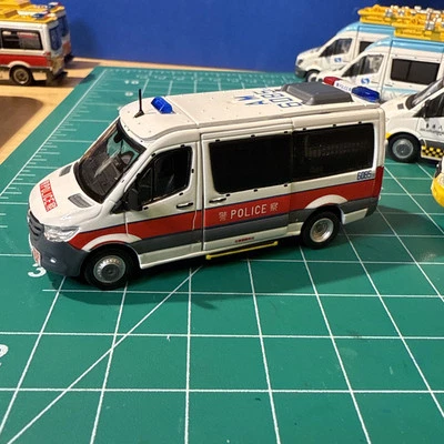Tiny 1:76 Scale Hong Kong Police Mercedes Sprinter Am 6085 - Image 1 of 4