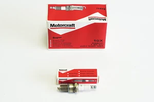 MOTORCRAFT IGNITION SPARK PLUG SET OF 10 AGS22C - Picture 1 of 11