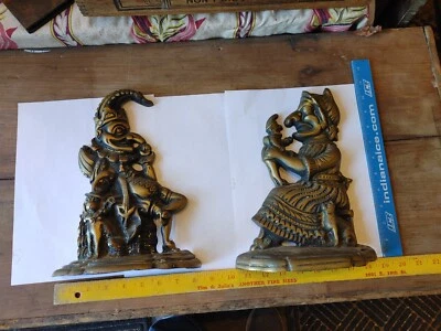 Topes de puerta de metal fundido (latón) punzón y Judy difícil de encontrar ambos juntos gran detalle Foto 1 de 4