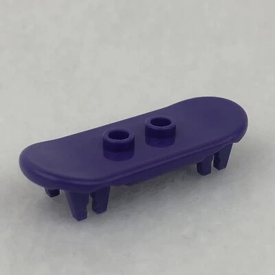 LEGO 42511 Minifigura Púrpura Oscuro, Utensilio Tabla de Monopatín (x1) Foto 1 de 3