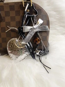 Silver Heart Bag Charm Key Ring Fob Keychain Purse Lucky Charm Bow Star Y2K New - Picture 1 of 2