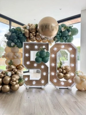 Gold: Light Up Numbers Large 4FT 30th Wedding - Image 1 of 4