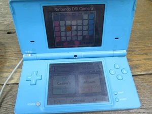Nintendo DSi Handheld Game Console Aqua Blue AS IS PURCHASE PARTS REPAIR - Photo 1 sur 16