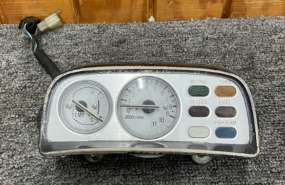 Conjunto de tacómetro Yamaha Vmax 1988-95 usado 3LR-83540-00-00, 2WE-83559-00-00 Foto 1 de 4