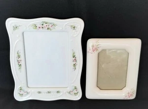 Lote de 2 marcos de fotos vintage diseños florales pintados de porcelana 2 tamaños - Imagen 1 de 12