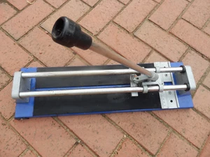 LARGE TILE SAW 21.5" 550mm HAND FLOOR WALL TILE CUTTER - Picture 1 of 4
