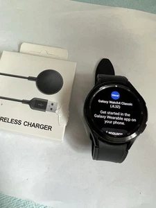 Samsung Galaxy Watch4 Classic SM-R890 46mm Stainless Steel Case with Ridge-Sport - Photo 1 sur 4