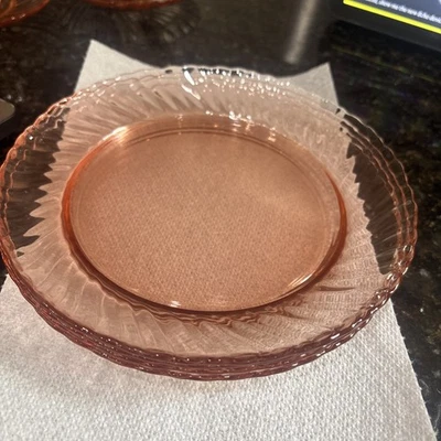 ВИНТАЖНЫЙ набор из 4 французских салатных обеденных тарелок Arcoroc 8 дюймов с завитком розалины  - Изображение 1 из 3