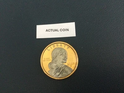 2007 P Sacagawea Platinum & Gold Highlighted $1 Coin - Image 1 of 3