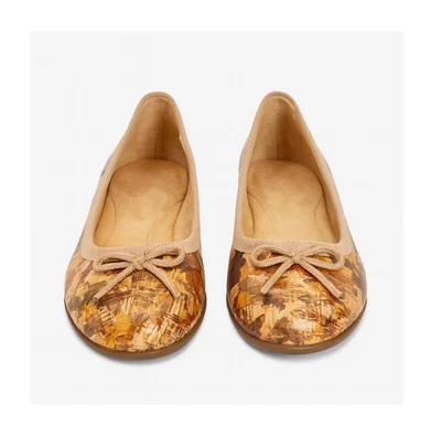 NUEVO Aerosoles Bec 2 Diferentes Florales Planos Talla 7.5 Foto 1 de 4