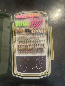 130 Trout Flies - Umpqua HD Weekender Box - Fly Fishing Dry, Nymph, & Streamers - Picture 1 of 7