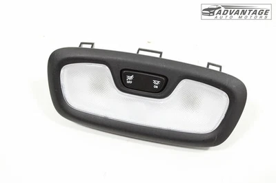 2024-2025 CHEVROLET TRAX TECHO TRASERO CÚPULA LUZ DE LECTURA LÁMPARA OEM Foto 1 de 4