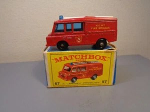 MATCHBOX LESNEY No 57C VINTAGE LAND ROVER FIRE ENGINE TRUCK VG IN BOX - Picture 1 of 10