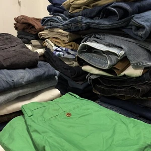 Second Hand Großhandel Restposten 15 Stück Vintage Jeans Hosen Konvolut #26 - Bild 1 von 7