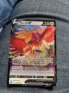 Pokémon TCG Ho-Oh V Sword & Shield - Silver Tempest 140/195 Holo Ultra Rare - Picture 1 of 2