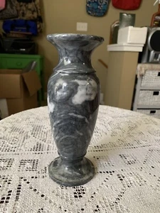 Jarrón de mármol pesado vintage gris carbón de 8 - Imagen 1 de 10