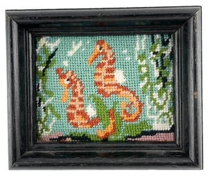 Acabado punto de cruz caballo de mar algas marinas Columbia Minerva 5x6 pulgadas Verde Naranja - Imagen 1 de 5