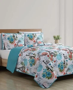 VCNY Home - Quilt Set, Reversible Medallion Bedding with Matching Shams, Cozy... - Picture 1 of 5