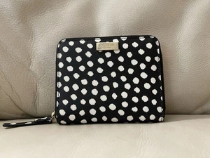 Kate Spade Bi-Fold Wallet Black White Polka Dot Laurel Way Darci Zip Around - Picture 1 of 18
