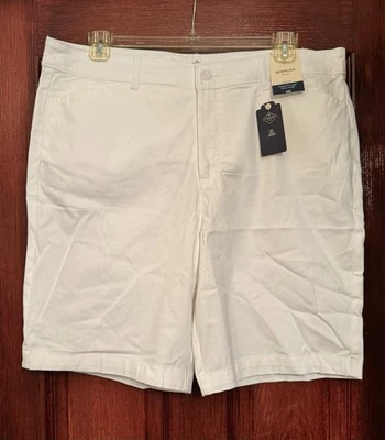 St. John’s Bay Women’s Mid-rise Bermuda Shorts - White Size 18 New W/ Tags - Image 1 of 4