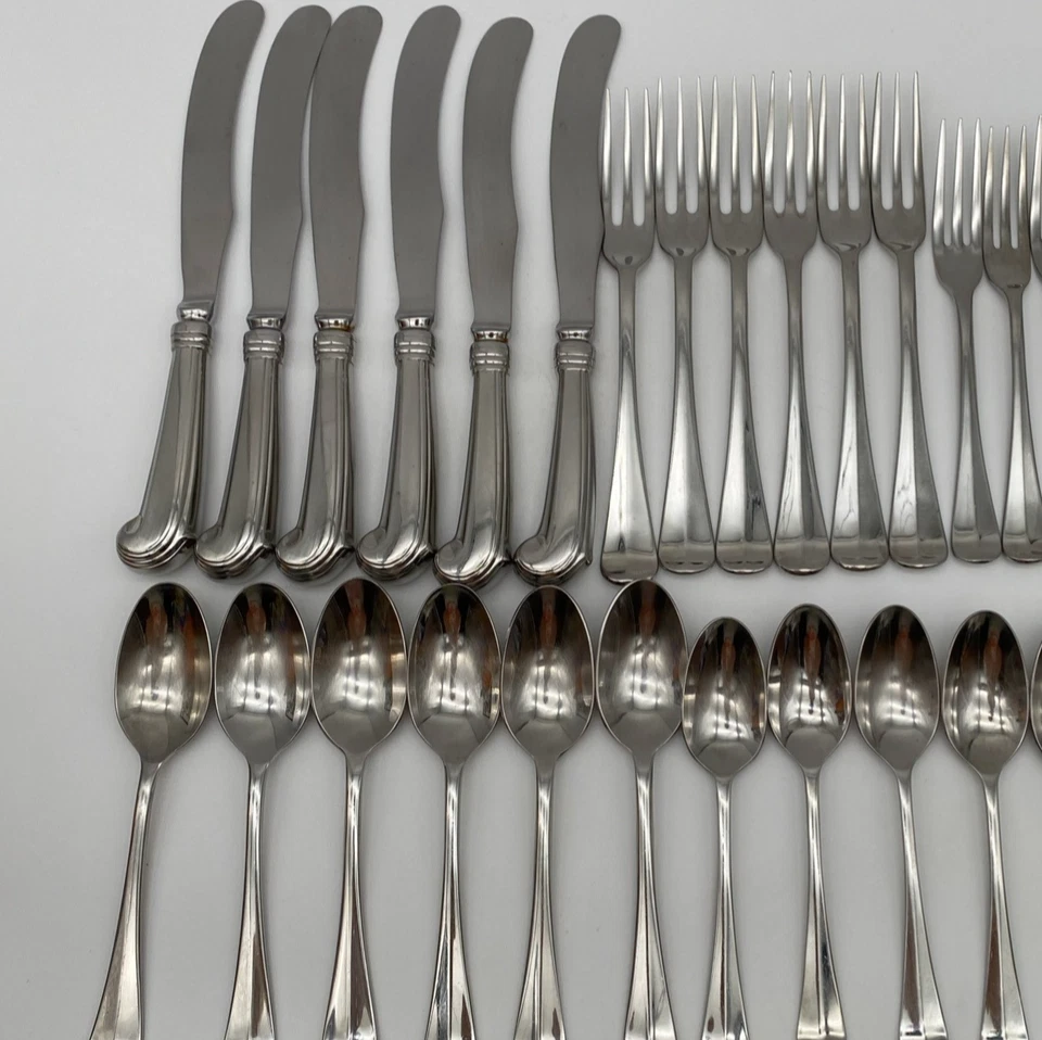 Lenox Williamsburg Royal Scroll cubiertos de acero inoxidable brillantes TU ELECCIÓN 18/8 Corea Foto 1 de 1