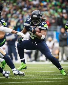 Foto de fútbol americano NFL Marshawn Lynch en acción Seattle Seahawks 8x10 - Imagen 1 de 1