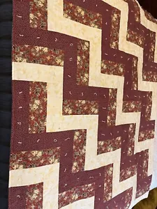 Vintage Handmade Quilt Throw Zig Zag Patchwork Red Cottage Core - Picture 1 of 5