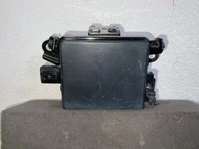 ✅2014 2015 2016 2017 TOYOTA PRIUS V MÓDULO SENSOR RADAR ONDA MILIMÉTRICA FABRICANTE DE EQUIPOS ORIGINALES 687M Foto 1 de 4