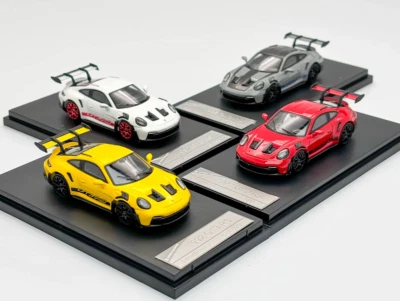 SW 1:64 992 GT3 RS Racing Sports Model Diecast Metal Car - Image 1 of 4