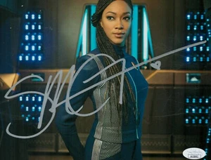 Sonequa Martin-Green Autograph JSA Cert Number AV38962 - Picture 1 of 1