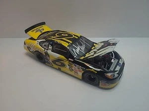 Autographed Nascar diecast 1:24 scale Mark Martin Batman Owners Series 1 of 7560 - Picture 1 of 23