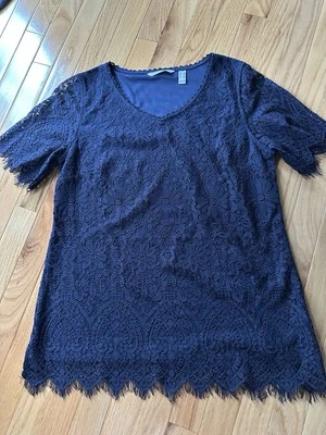 Top de vacaciones Isaac Mizrahi azul marino de encaje nuevo pequeño Foto 1 de 4