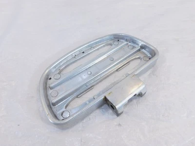 Reposapiés trasero izquierdo pasajero Yamaha Royal Star Tour Deluxe Venture S estribo Foto 1 de 4