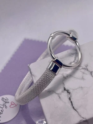 Brand New TOUS Hold bangle in 925 sterling silver  Mesh bracelet. 19cm - Image 1 of 4