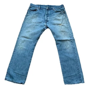 VTG Levis 501 Button Fly Jeans Measures Size 36x29 WPL 423 Blue Light Wash Denim - Picture 1 of 9