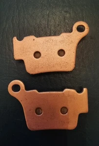 HOCHWERTIGE KTM BREMSBELÄGE HINTEN GESINTERT SX/EXC 1994 - 2025 ALLE MODELLE - Bild 1 von 2